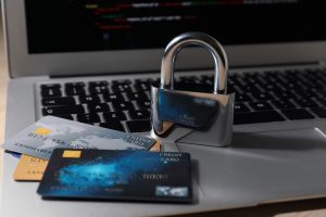 Grand theft using credit cards and fake identities in Fort Lauderdale, Florida
